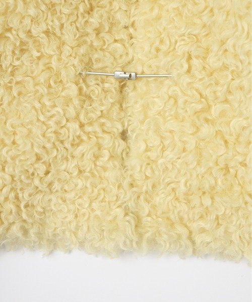 mic by Olu.（ミックバイオルドット）の「カーリーベルトファーコート（その他アウター・レディース・ブラウン/イエロー系その他/グレー・FREE）」の9枚目の写真