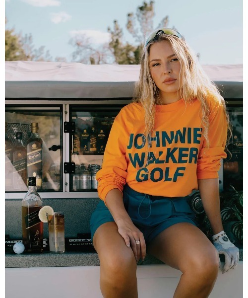 DEVEREUX GOLF（デヴァローゴルフ）の「Johnnie Walker Golf Long Sleeve Tee（Tシャツ/カットソー・メンズ・ゴールド・SMALL/MEDIUM/LARGE）」の4枚目の写真