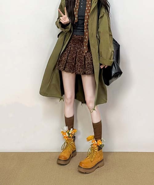 gossip!ロサンゼルス(ゴシップロサンゼルス)の「Y2K ヒョウ柄スカート レオパードプリーツミニスカート(スカート・レディース・グレー/ブラウン/ダークブラウン/ブラック/カーキ・S/M)」の1枚目の写真
