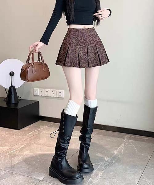 gossip!ロサンゼルス(ゴシップロサンゼルス)の「Y2K ヒョウ柄スカート レオパードプリーツミニスカート(スカート・レディース・グレー/ブラウン/ダークブラウン/ブラック/カーキ・S/M)」の17枚目の写真