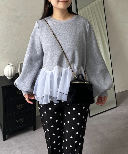 prose verse（プロズヴェール）の「バイカラー裾フリルスウェット（スウェット・レディース・グレー/ブラック・MEDIUM/LARGE）」の22枚目の写真