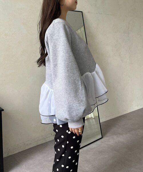 prose verse（プロズヴェール）の「バイカラー裾フリルスウェット（スウェット・レディース・グレー/ブラック・MEDIUM/LARGE）」の13枚目の写真