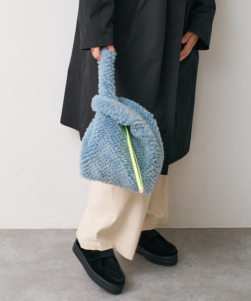 EARTH MADE(アースメイド)の「【WEB限定】【EARTH MADE】ボア テープ マルシェバッグ(ハンドバッグ・レディース・ブルー/アイボリー/ブラウン・フリー)」の14枚目の写真