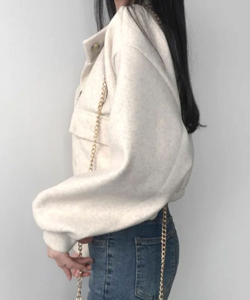 VIVID LADY(ビビッドレディー)の「パフスリーブ ショート丈 チェスターコート アウター(チェスターコート・レディース・グレー/ブラック/ライトベージュ・FREE)」の6枚目の写真