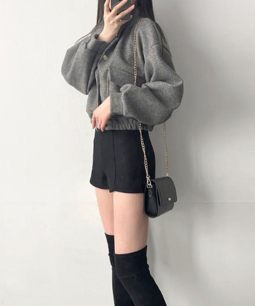 VIVID LADY(ビビッドレディー)の「パフスリーブ ショート丈 チェスターコート アウター(チェスターコート・レディース・グレー/ブラック/ライトベージュ・FREE)」の17枚目の写真