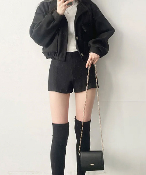 VIVID LADY(ビビッドレディー)の「パフスリーブ ショート丈 チェスターコート アウター(チェスターコート・レディース・グレー/ブラック/ライトベージュ・FREE)」の10枚目の写真