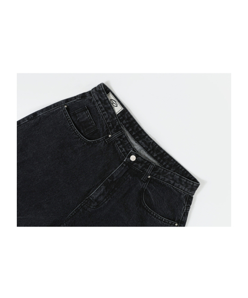 GUBIN(グビン)の「ジッパーカーゴバermudaパンツ(その他パンツ・レディース・その他・SMALL/MEDIUM/LARGE)」の4枚目の写真