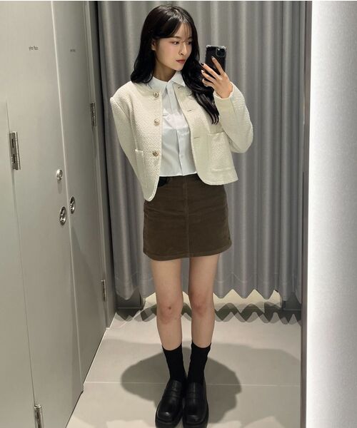 MUSINSA STANDARD WOMAN（ムシンサスタンダードウーマン）の「ウィメンズスリムフィットクロップシャツ[ホワイト]（シャツ/ブラウス・レディース・その他・SMALL/MEDIUM/LARGE/X-SMALL）」の9枚目の写真