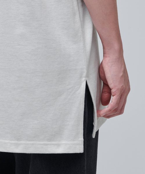 MUSINSA STANDARD（ムシンサスタンダード）の「レイヤードクルーネックTシャツ_ロング丈 [オートミール]（Tシャツ/カットソー・メンズ・その他・X-SMALL/SMALL/MEDIUM/LARGE/X-LARGE）」の8枚目の写真