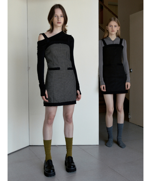 SINOON(シヌーン)の「2WAY TUBE TOP MINI DRESS (LIGHT KHAKI)(ワンピース・レディース・オリーブ・SMALL/MEDIUM)」の2枚目の写真