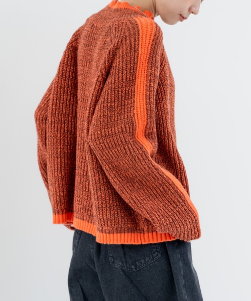 refinedworks（リファインドワークス）の「【refinedworks】冬の表情を彩る ラインニット（ニット/セーター・レディース・ベージュ/オレンジ・FREE）」の5枚目の写真