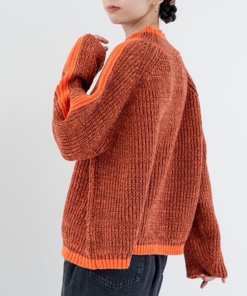 refinedworks（リファインドワークス）の「【refinedworks】冬の表情を彩る ラインニット（ニット/セーター・レディース・ベージュ/オレンジ・FREE）」の6枚目の写真