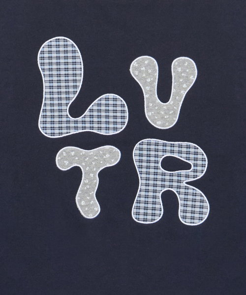 LUVISTRUE（ラヴイズトゥルー）の「GT LVTR PATCH SWEATSHIRT(NAVY)（スウェット・レディース・その他・FREE）」の3枚目の写真