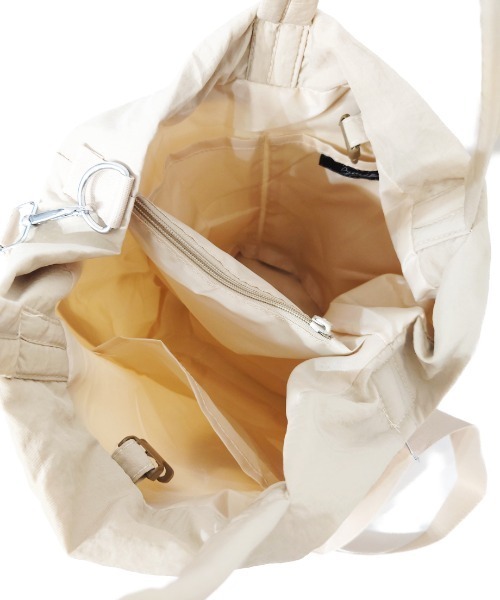 CRYSTAL BALL(クリスタルボール)の「軽量2WAYナイロントートバッグ(トートバッグ・レディース・ベージュ/グリーン/イエロー・FREE)」の8枚目の写真