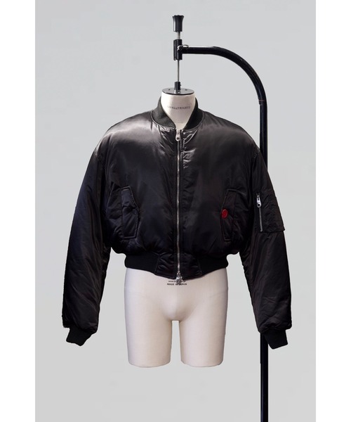 SHINYAKOZUKA(シンヤコヅカ)の「BOMBER WITH NO BIJOU(ブルゾン・メンズ・ブラック・SMALL)」の2枚目の写真