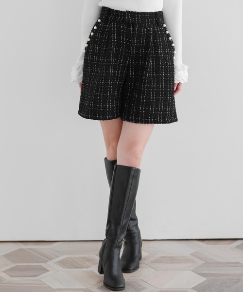 Fit more(フィットモア)の「ツイードパールポケットショートパンツ(その他パンツ・レディース・ブラック/アイボリー/グレイッシュベージュ・S/M)」の9枚目の写真