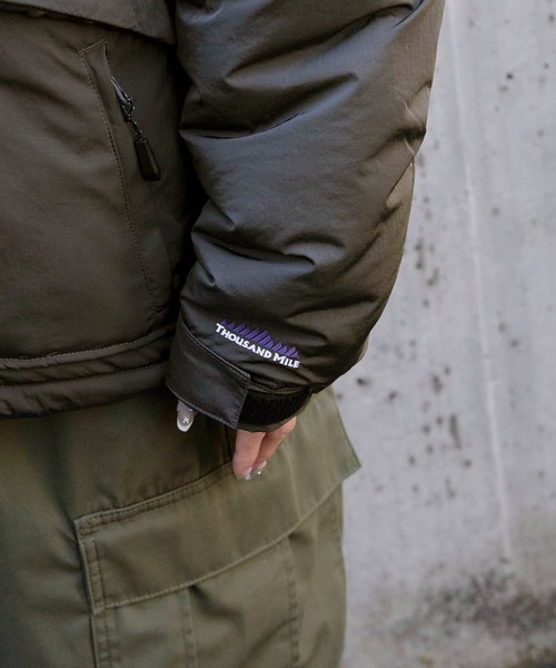 THOUSAND MILE(サウザンドマイル)の「THOUSAND MILE/サウザンドマイル STAND COLLAR PADDED JACKET スタンド カラー パデッド ダブルジップ ジャケット(ダウンジャケット/コート・メンズ・ブラック/チャコール・XS/M/L/XL)」の22枚目の写真
