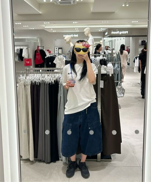 MOO(エムオーオー)の「バックロゴカーペンターインディゴデニムバミューダパンツ - ネイビー(その他パンツ・メンズ・ネイビー・MEDIUM/LARGE)」の9枚目の写真