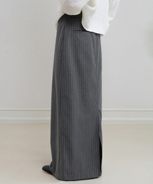 ANDNEEDS（アンドニーズ）の「Frankie long skirt (charcoal)（スカート）」
