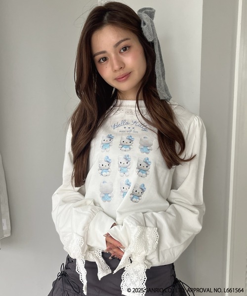 sanrio(サンリオ)の「ANGEL【HELLO KITTY】 ENCYCLOPEDIA FRILL SWEAT(スウェット・レディース・グレー×サックスブルー/グレー×ピンク/オフホワイト/ブラック系・FREE)」の21枚目の写真