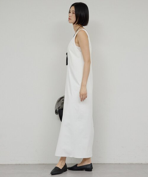 GALLARDAGALANTE(ガリャルダガランテ)の「【前後2way】ストレッチ2WAYワンピース(ワンピース・レディース・ブラック/ホワイト・FREE)」の4枚目の写真