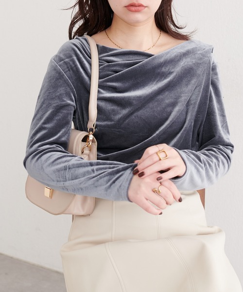 natural couture（ナチュラルクチュール）の「ラメベロアドレーププルオーバー（Tシャツ/カットソー・レディース・ブルーグレー/ピンクベージュ/ネイビー/オフホワイト・FREE）」の14枚目の写真