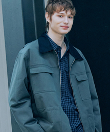 PLACESTUDIOMAN（プレイススタジオメンズ）の「マルチポケットボタンクローズカラー配色ワークトラッカーカットジャケット[チャコール]（デニムジャケット）」