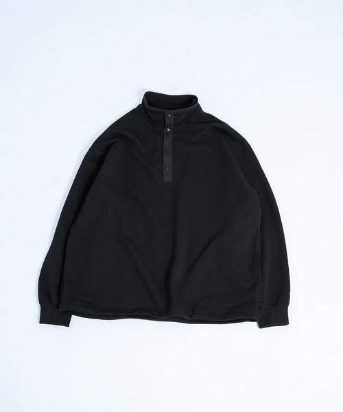 EKAL(エカル)の「『UR TECH』ドライスウェットプルオーバー(スウェット・メンズ・ブラック/グレー・MEDIUM/LARGE)」の2枚目の写真