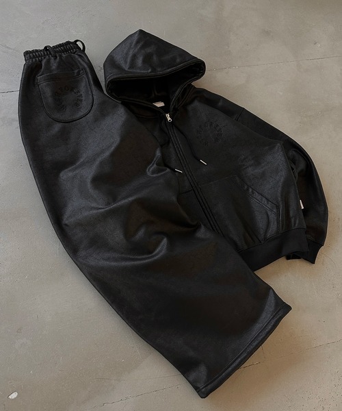 WISH FOR EVER(ウィッシュフォーエバー)の「【 3size 】MAD FAUX LEATHER DRAW CODE WIDE CURVE PANTS(その他パンツ・メンズ・ブラック・SMALL/MEDIUM/LARGE)」の6枚目の写真