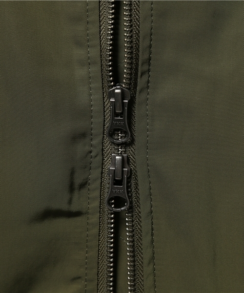 AMERICAN RAG CIE(アメリカンラグシー)の「AMERICAN RAG CIE ナイロンツイルMA-1 / 113-AMG-M161-BL602(ミリタリージャケット・メンズ・ネイビー/カーキ/グリーン・1/2/3)」の11枚目の写真