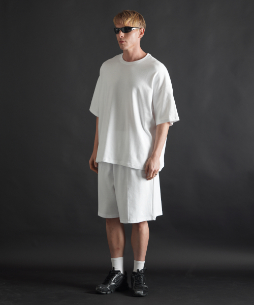 PHERMENON(フェルメノン)の「スーパーローバーサイズ無地半袖Tシャツ - ホワイト(Tシャツ/カットソー・メンズ・その他・1/2)」の2枚目の写真