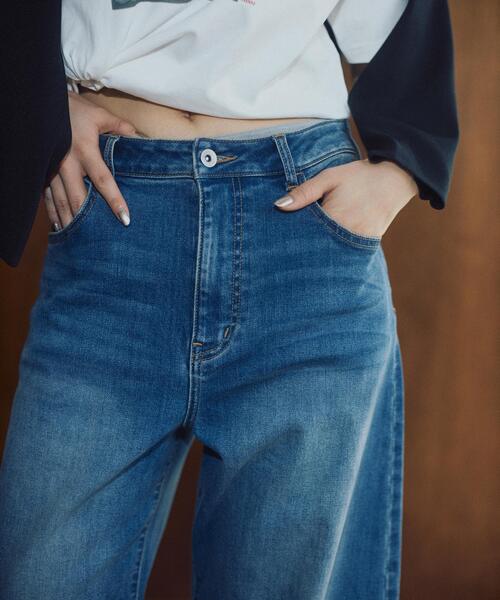 a/mie（アミー）の「＜ａ＞カーブデニム / 1216139203（デニムパンツ・レディース・ネイビー/ブルー・MEDIUM/P/S）」の13枚目の写真