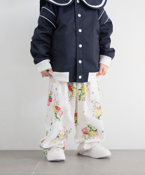 LOWRYS FARM（ローリーズファーム）の「シェフパンツ　640719（その他パンツ・キッズ・ホワイト系その他/ブラック系その他/ブルー系その他・150cm/140cm/130cm/120cm/110cm）」の2枚目の写真