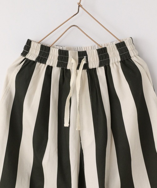 LOWRYS FARM（ローリーズファーム）の「シェフパンツ　640719（その他パンツ・キッズ・ホワイト系その他/ブラック系その他/ブルー系その他・150cm/140cm/130cm/120cm/110cm）」の9枚目の写真