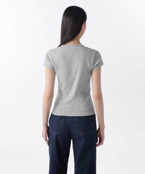 MUSINSA STANDARD WOMAN（ムシンサスタンダードウーマン）の「ウィメンズスリムクルーネックTシャツ[ミディアムグレー]（Tシャツ/カットソー・レディース・その他・SMALL/X-SMALL/X-LARGE/LARGE/MEDIUM）」の2枚目の写真