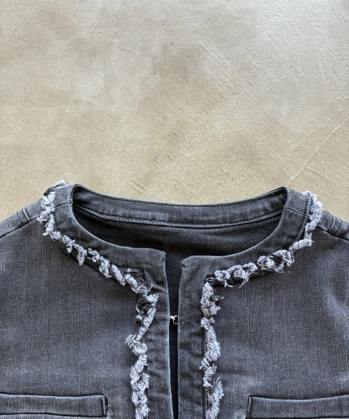 SHAGGIE（シャギー）の「フロント切り替えフリンジジャケット（その他アウター・レディース・ブラック/ブルー・FREE）」の10枚目の写真