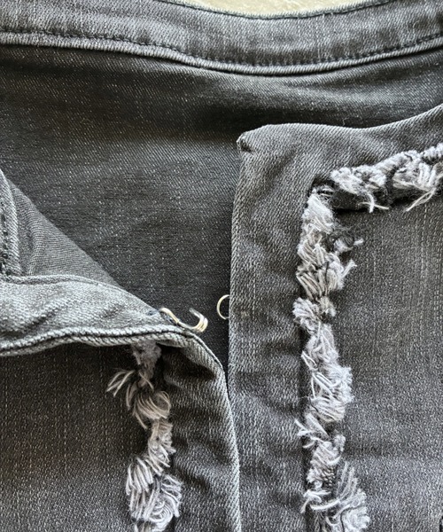 SHAGGIE（シャギー）の「フロント切り替えフリンジジャケット（その他アウター・レディース・ブラック/ブルー・FREE）」の11枚目の写真