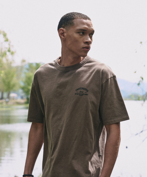 FAKE CAMPER（フェイクキャンパー）の「ピグメントタイガーオリジナルヴィンテージ半袖Tシャツ[BROWN]（Tシャツ/カットソー・メンズ・ブラウン・SMALL/MEDIUM/LARGE/X-LARGE）」の3枚目の写真