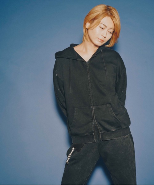 ZOZO(ゾゾ)の「KIYOSHI HIKAWA+KIINA. BLACK COLLECTION by ZOZOTOWN MIRROR KEYCHAIN(キーホルダー・レディース・ブラック・F)」の4枚目の写真