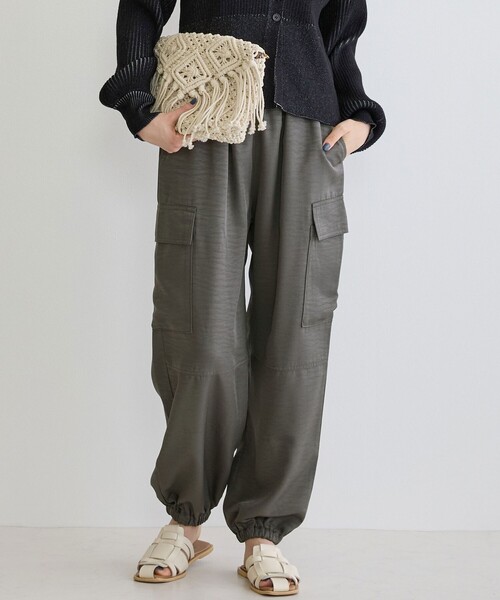 NICOLE white(ニコルホワイト)の「カーゴパンツ(その他パンツ・レディース・ブラック/カーキ/チャコールグレー/ライトグレー・FREE)」の2枚目の写真