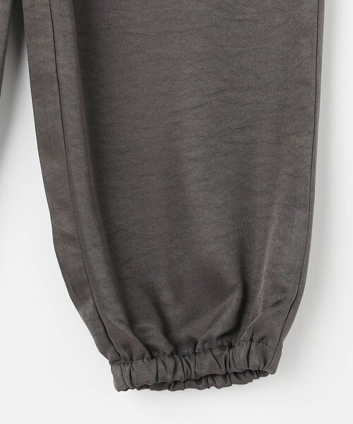 NICOLE white(ニコルホワイト)の「カーゴパンツ(その他パンツ・レディース・ブラック/カーキ/チャコールグレー/ライトグレー・FREE)」の9枚目の写真