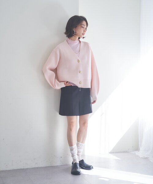 Remind me and forever（リマインドミーアンドフォーエバー）の「【2デザイン】ニュアンス釦カーディガン（カーディガン/ボレロ・レディース・イエロー/ピンク/ブラック/アイボリー/ネイビー/ブルー・FREE）」の12枚目の写真