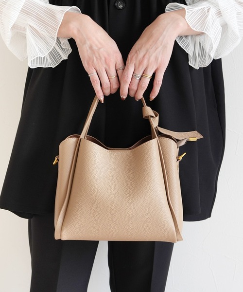 reca（レカ）の「ショルダー付きハンドバック（ショルダーバッグ・レディース・ベージュ/ブラック・ONE SIZE）」の6枚目の写真