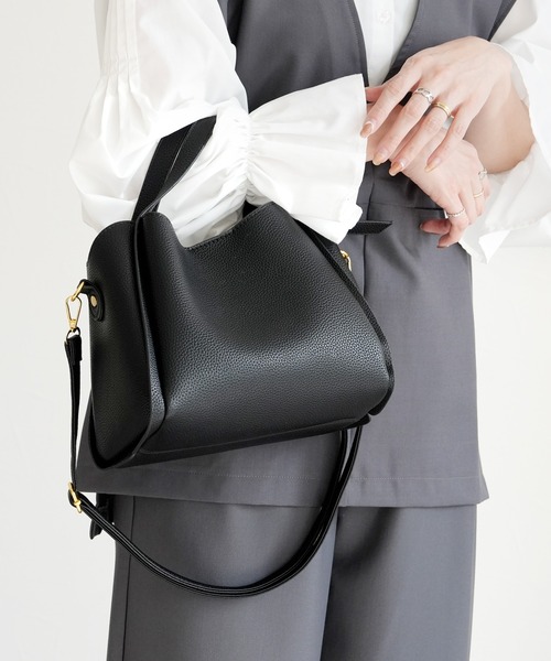 reca（レカ）の「ショルダー付きハンドバック（ショルダーバッグ・レディース・ベージュ/ブラック・ONE SIZE）」の11枚目の写真