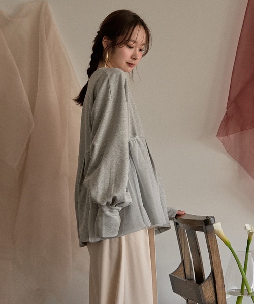 mideal(マイディール)の「peplum sweatshirt cardigan / ペプラムスウェットカーディガン(スウェット・レディース・グレー/アイボリー・FREE)」の4枚目の写真