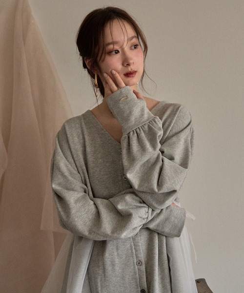 mideal(マイディール)の「peplum sweatshirt cardigan / ペプラムスウェットカーディガン(スウェット・レディース・グレー/アイボリー・FREE)」の6枚目の写真