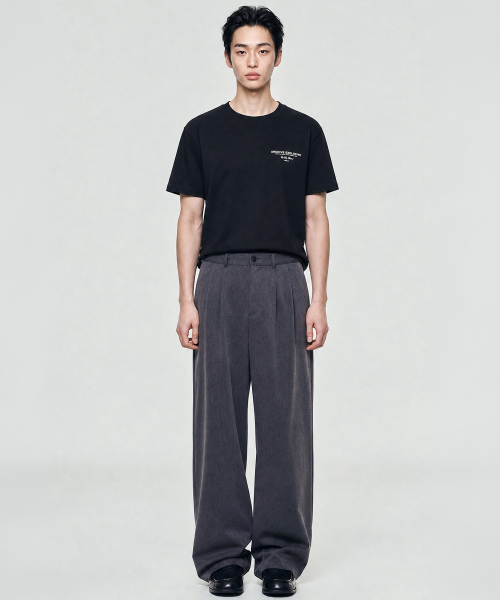 LOOKAST（ルックキャスト）の「[ユニセックス]アベルアーカイブシグネチャーTシャツ_ブラック / AVEL ARCHIVE SIGNATURE T-SHIRT_BLACK（Tシャツ/カットソー・レディース・ブラック・ONE/LARGE/X-LARGE）」の5枚目の写真