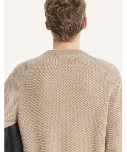 Maison Kitsune(メゾンキツネ)の「TEXTURED MERINO COTTON CARDIGAN(カーディガン/ボレロ・メンズ・ベージュ・S/M/L)」の7枚目の写真