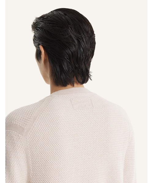 Maison Kitsune(メゾンキツネ)の「TEXTURED MERINO COTTON CARDIGAN(カーディガン/ボレロ・メンズ・ベージュ/ライトベージュ・S/M/L/XL)」の18枚目の写真