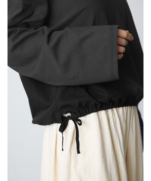 MidiUmi（ミディウミ）の「MidiUmi ドローストリングプルオーバー（Tシャツ/カットソー・レディース・ベージュ/グリーン/オフホワイト/ブラック・FREE）」の13枚目の写真